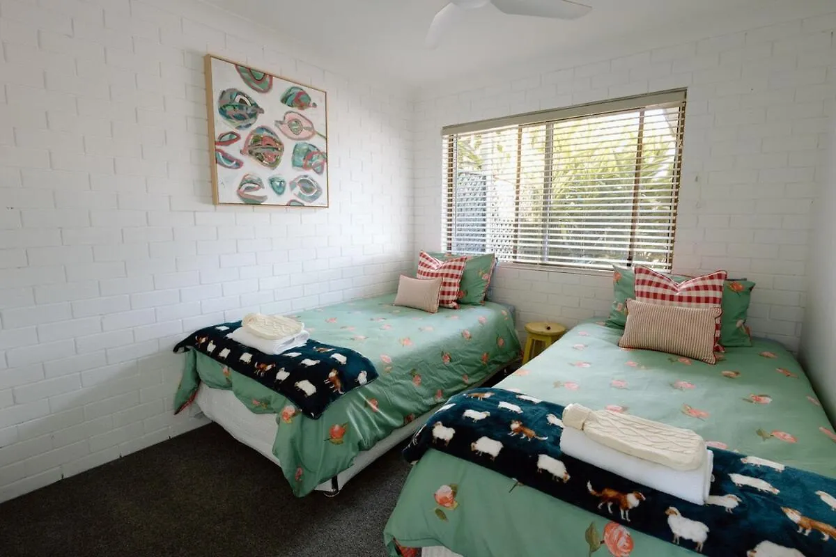 Nyaraló Luxe Farmstay, Main House And Brand New Tiny Home, Animals And Views! Obi Obi