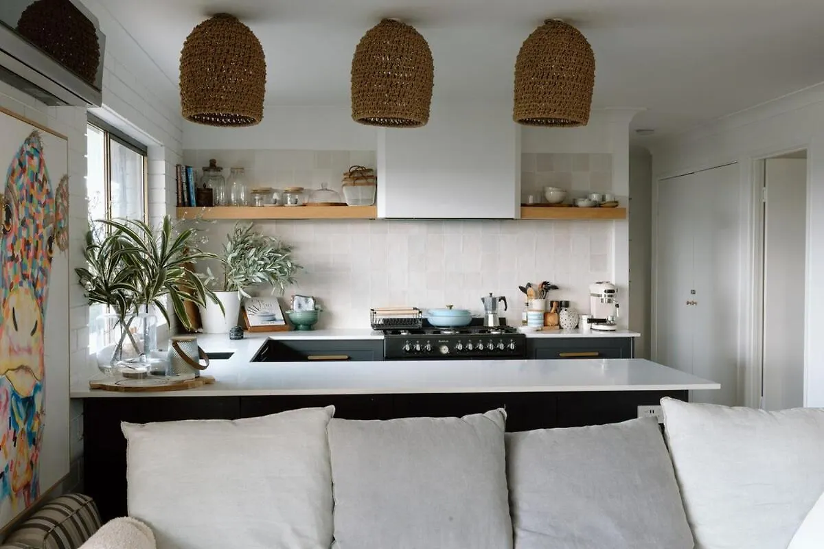 Dom wakacyjny Luxe Farmstay, Main House And Brand New Tiny Home, Animals And Views! Obi Obi