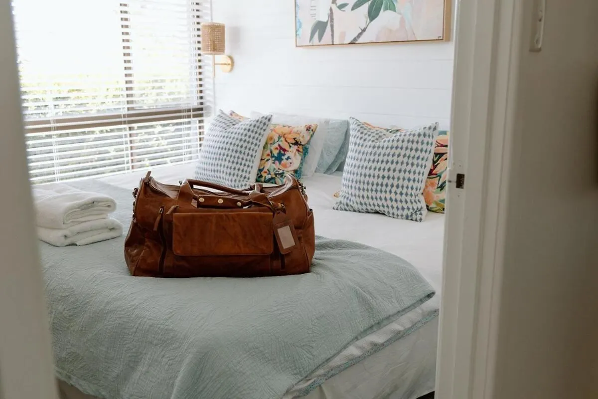 Luxe Farmstay, Main House And Brand New Tiny Home, Animals And Views! Obi Obi Dom wakacyjny